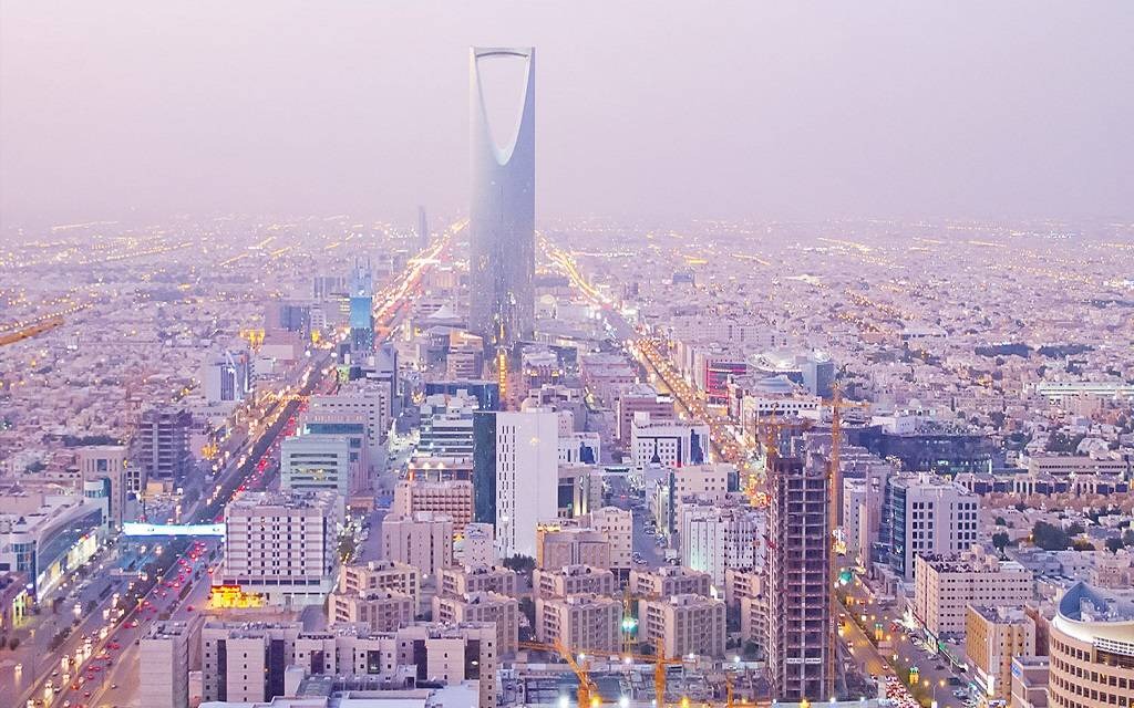 السعودية تعلن حزمة من المبادرات والبرامج التقنية بقيمة 4 مليارات ريال